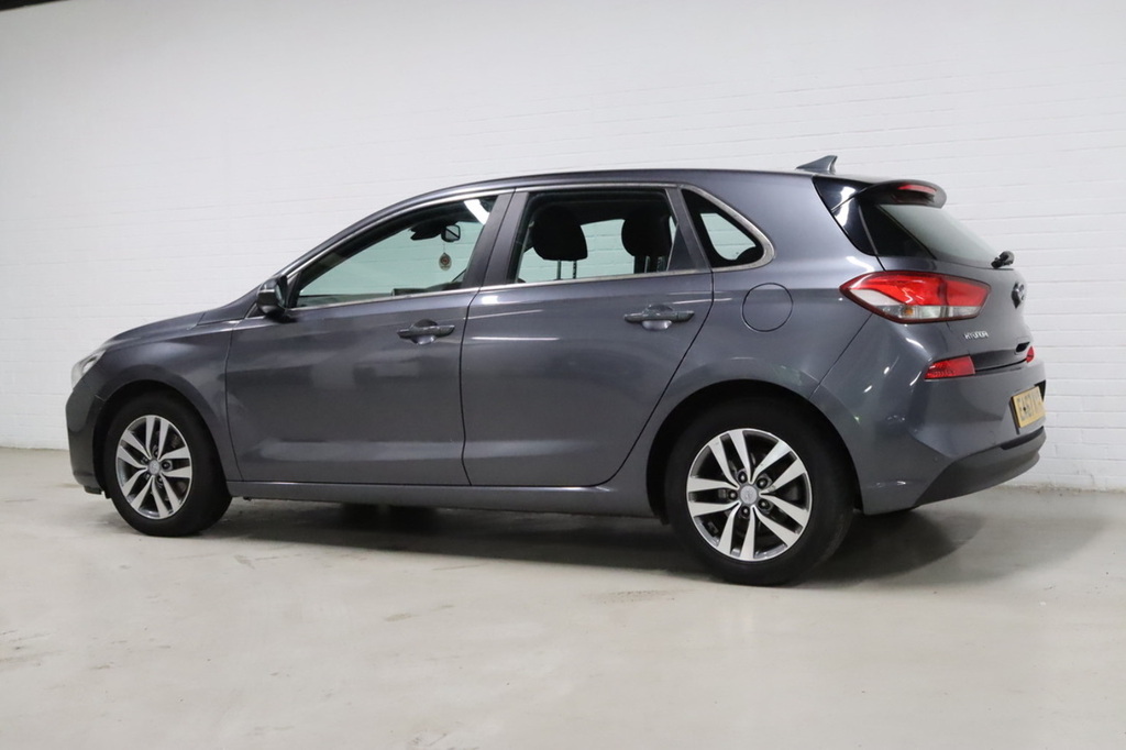 Hyundai I30 Crdi Blue Drive Se Nav EA67KYT Grey #6