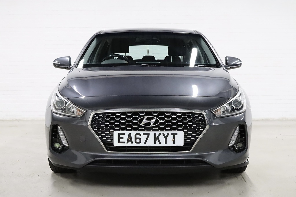Hyundai I30 Crdi Blue Drive Se Nav EA67KYT Grey #2