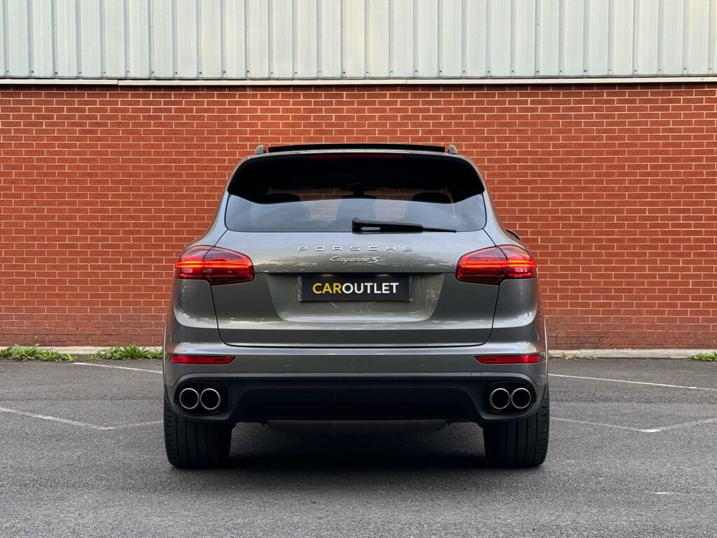 Porsche Cayenne Suv Red #7
