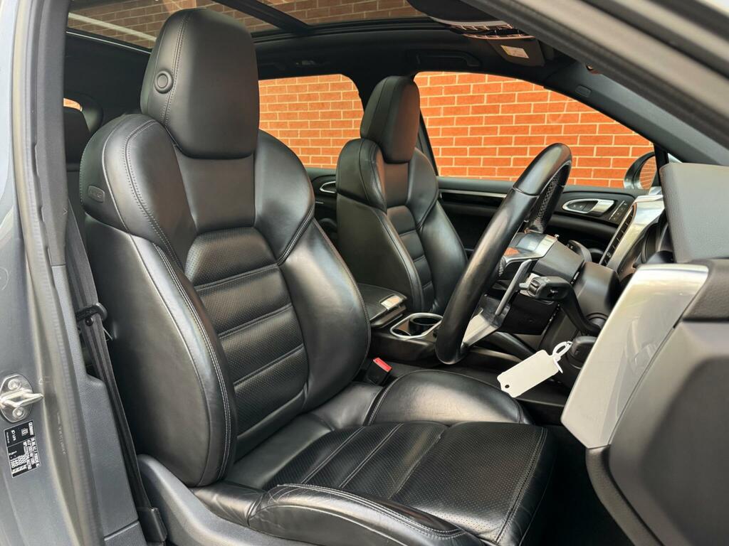 Porsche Cayenne Suv Red #46