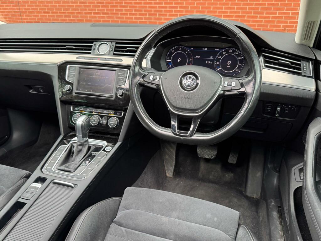Volkswagen Passat Gt Blue #3