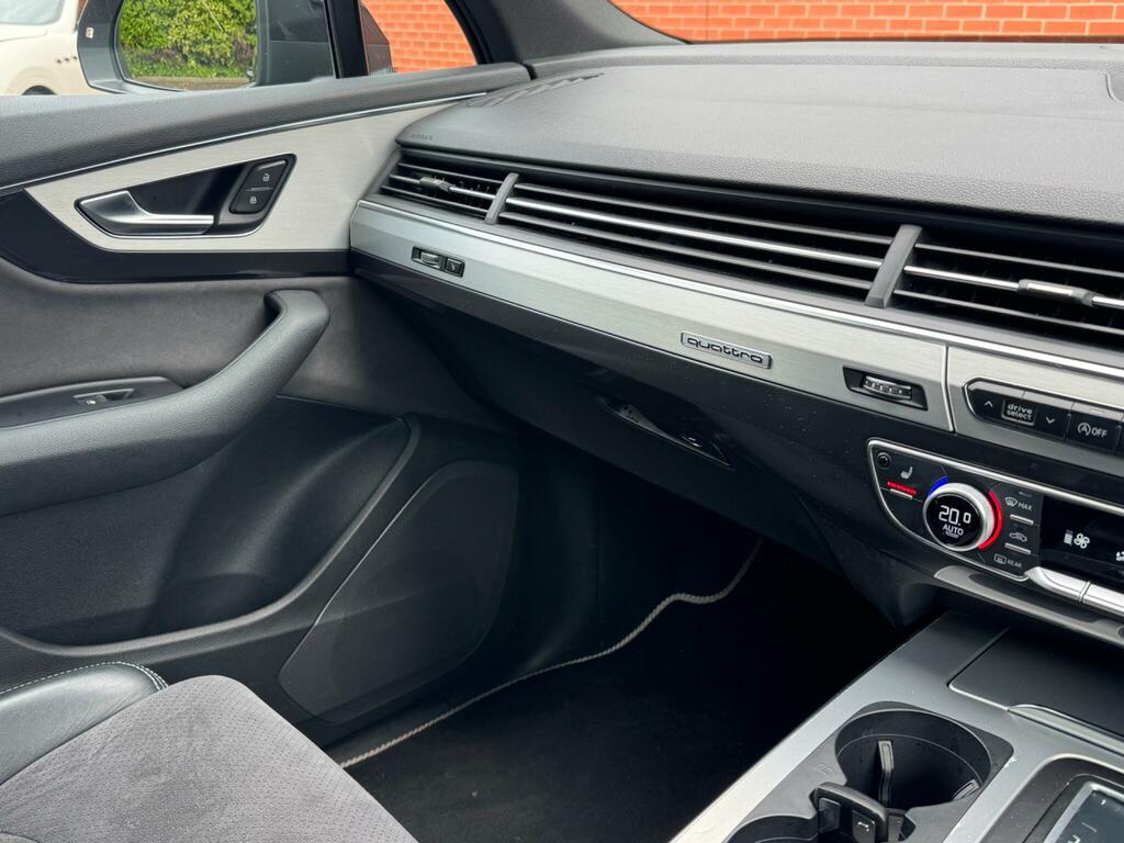 Audi Q7 Tdi V6 S Line Black #50