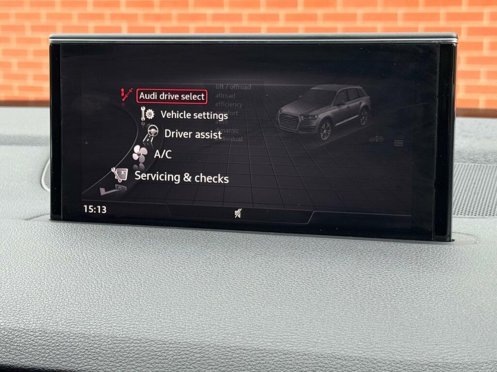 Audi Q7 Tdi V6 S Line Black #26