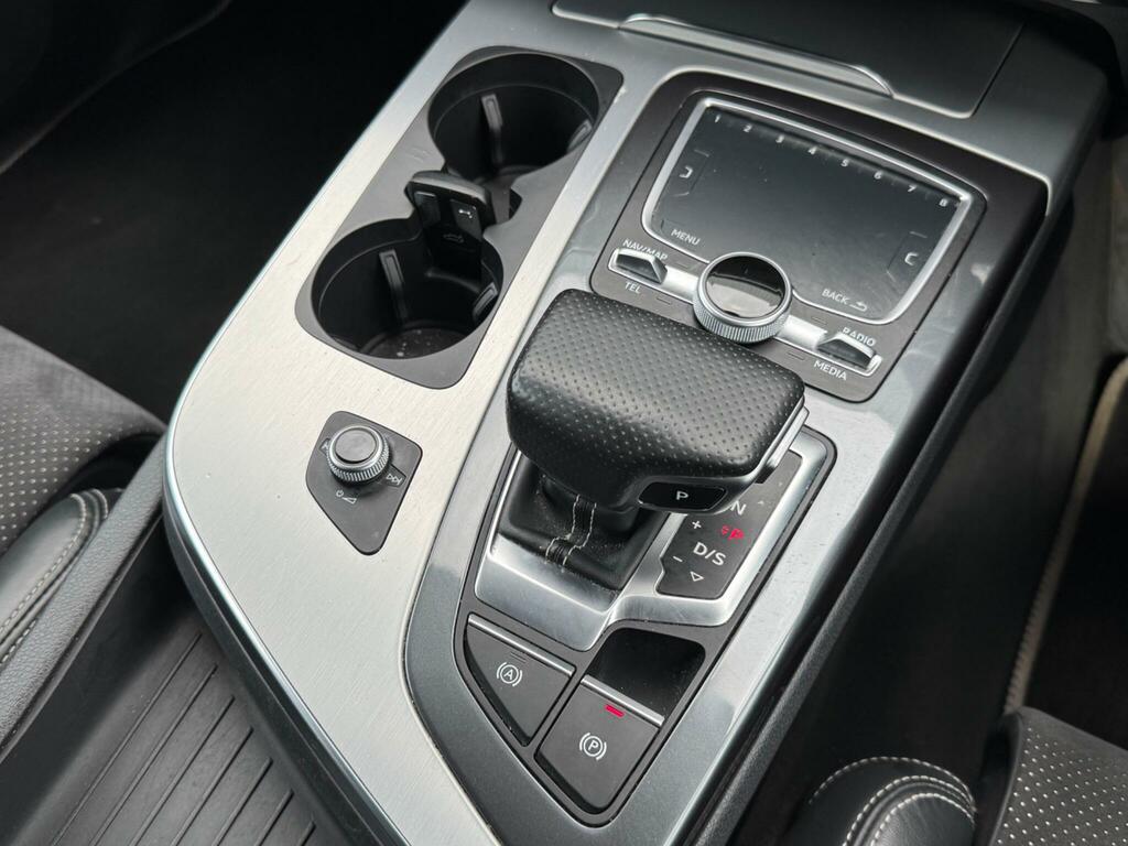 Audi Q7 Tdi V6 S Line Black #35