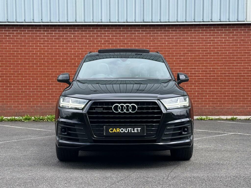 Audi Q7 S Line Black #4