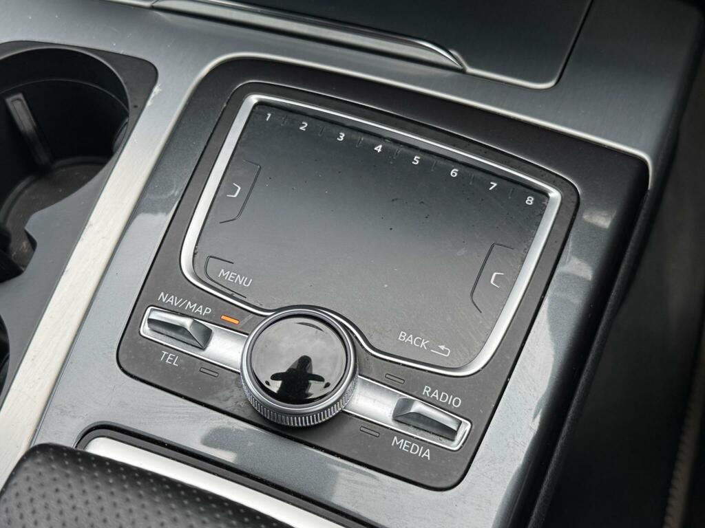 Audi Q7 Tdi V6 S Line Black #37