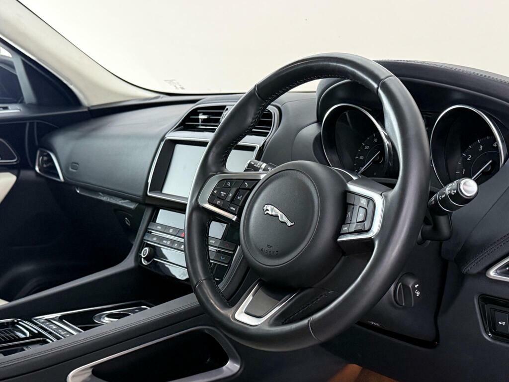 Jaguar F-Pace 2.0 P250i Prestige Awd Euro 6 Ss Blue #3