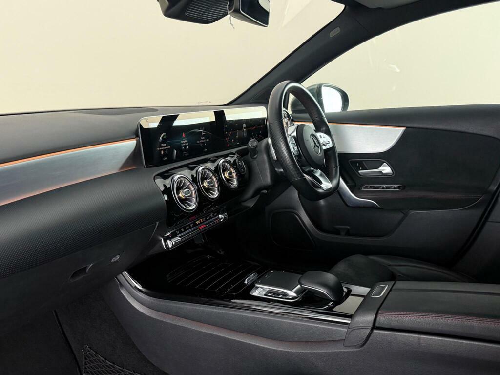 Mercedes-Benz A Class 1.3 A200 Amg Line Premium 7G-dct Euro 6 Ss KT68EUK Grey #4