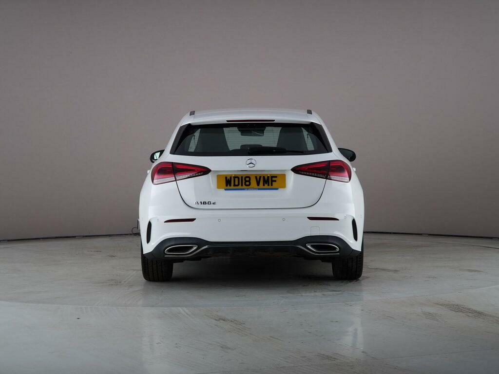Mercedes-Benz A Class 1.5 A180d Amg Line Executive 7G-dct Euro 6 Ss WD18VMF White #6
