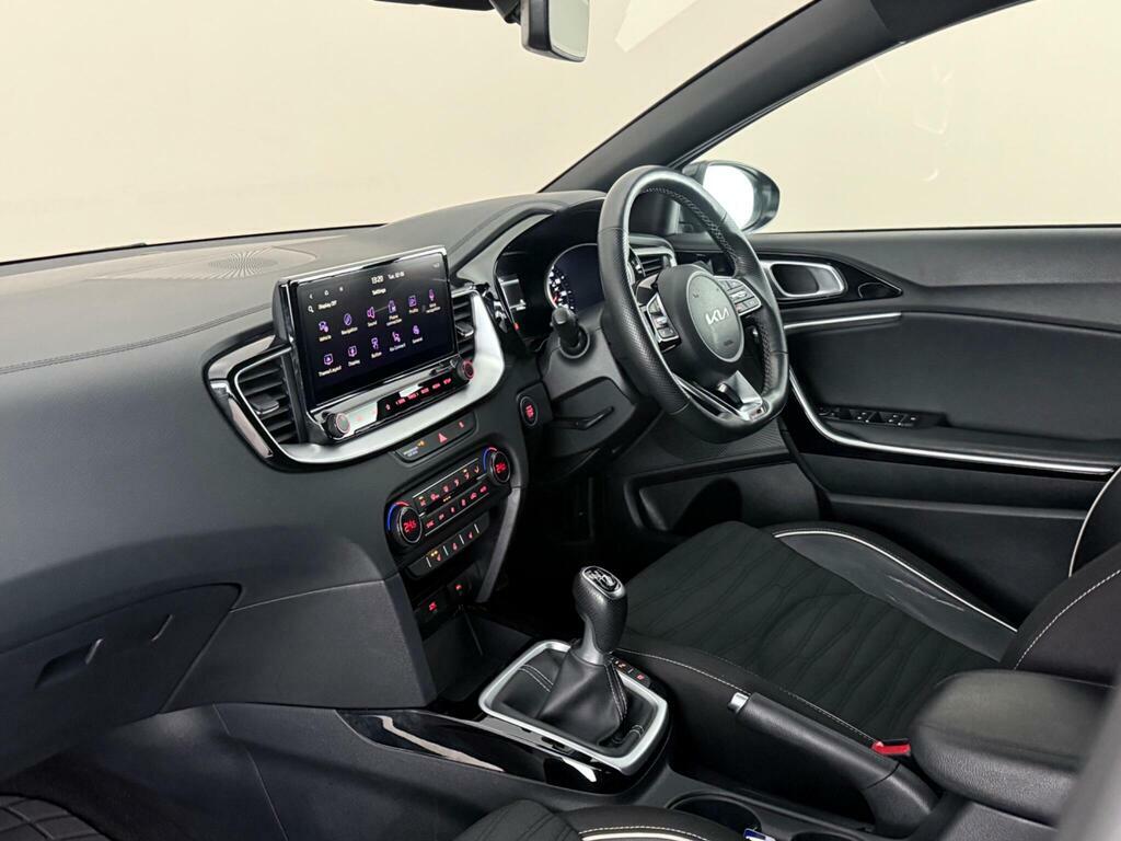 Kia Ceed 1.5 T-gdi Gt-line Euro 6 Ss ML23RVT Black #4