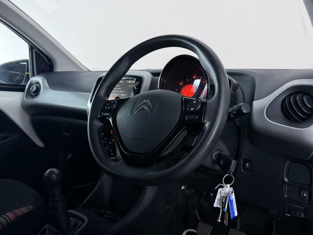 Citroen C1 1.2 Puretech Feel Euro 6 BG66OCW White #3