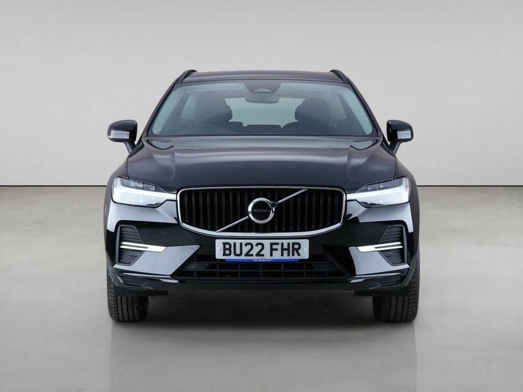 Volvo XC60 2.0 B5 Mhev Momentum Awd Euro 6 Ss BU22FHR Black #4