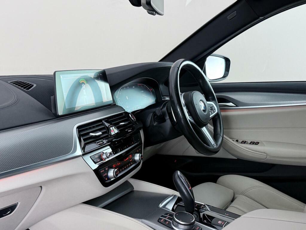 BMW 5 Series 2.0 520D Mht M Sport Euro 6 Ss FV69VNP Grey #4