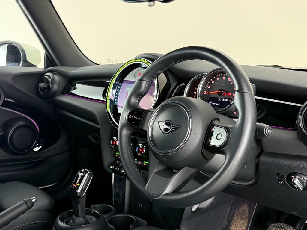 Mini Convertible 1.5 Cooper Classic Steptronic Euro 6 Ss HK22HHY White #3
