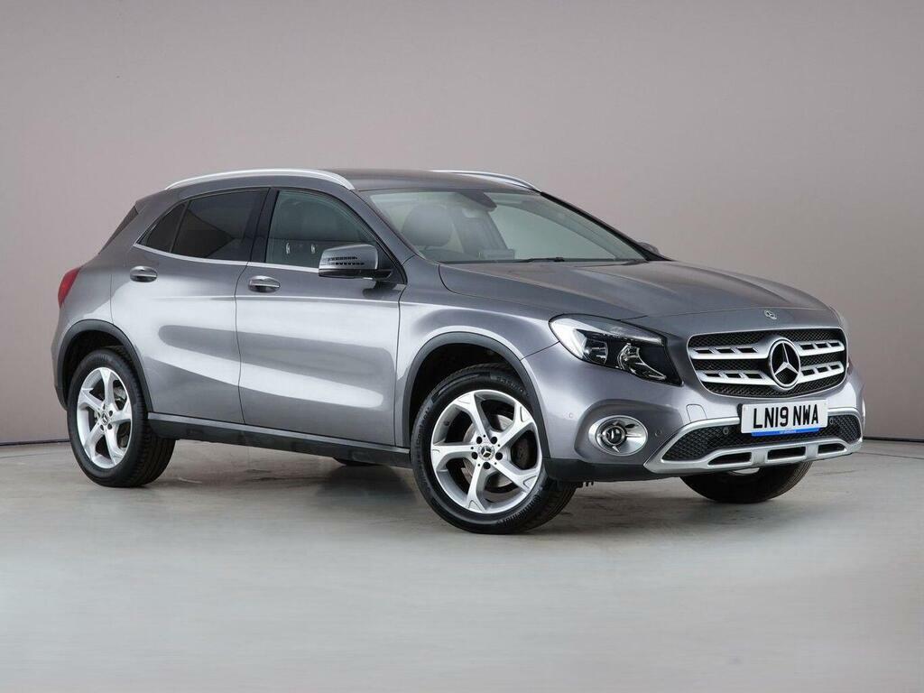 Mercedes-Benz GLA Class 1.6 Gla200 Sport Executive 7G-dct Euro 6 Ss 5 LN19NWA Grey