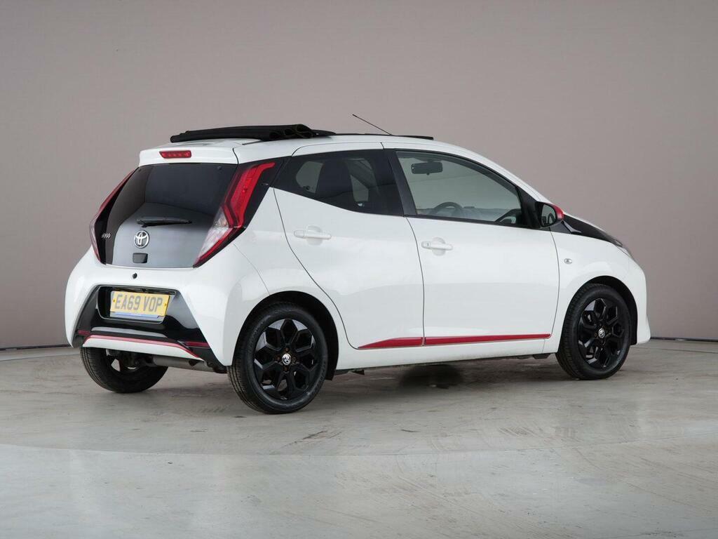 Toyota Aygo 1.0 Vvt-i X-trend Funroof X-shift Euro 6 EA69VOP White #6