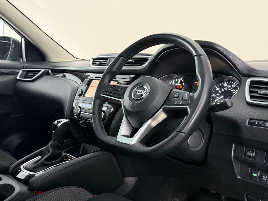 Nissan Qashqai 1.3 Dig-t N-connecta Dct Euro 6 Ss DP70VRN Silver #2