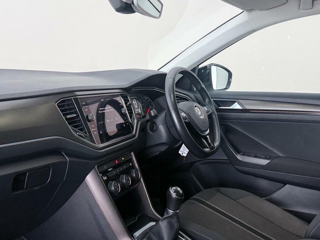 Volkswagen T-Roc 1.5 Tsi Evo Design Euro 6 Ss NA68ZPF White #4