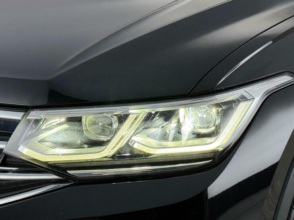 Volkswagen Tiguan 2.0 Tdi R-line Dsg 4Motion Euro 6 Ss MW72PWX Black #5