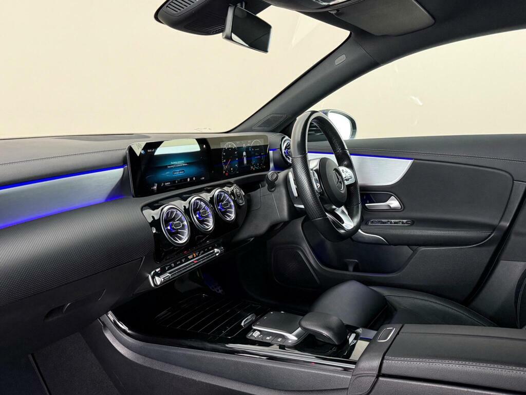 Mercedes-Benz CLA Class 1.3 Cla200 Amg Line Premium 2 Shooting Brake 7G- AJ22UNZ Black #4