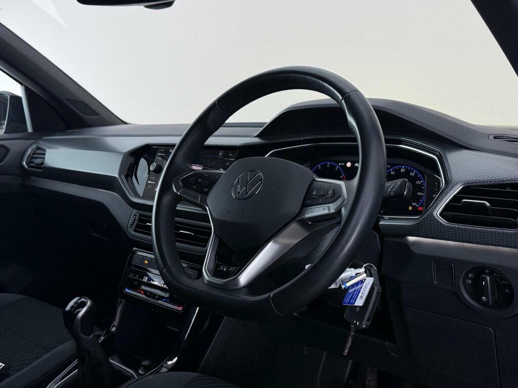 Volkswagen T-Cross 1.0 Tsi R-line Euro 6 Ss YS22XZK Black #3
