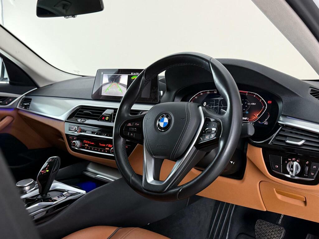 BMW 5 Series 2.0 520D Se Euro 6 Ss MA69DWM White #3