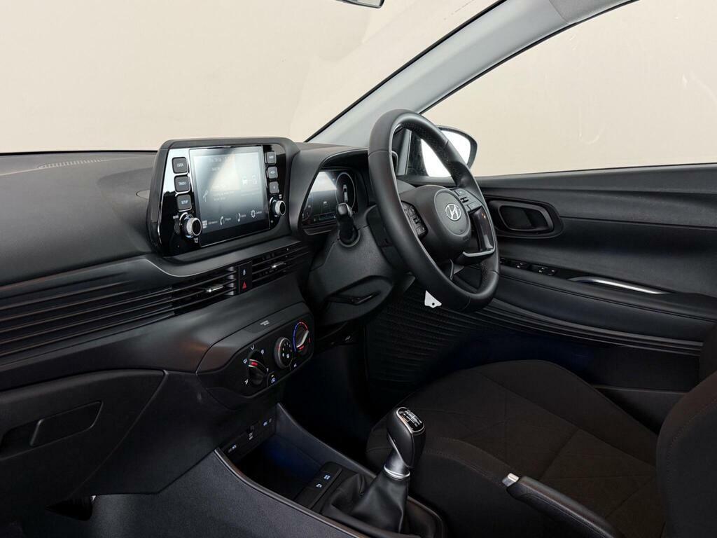 Hyundai Bayon 1.0 T-gdi Mhev Se Connect Euro 6 Ss EK23WTL Black #4
