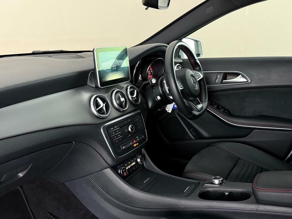Mercedes-Benz GLA Class 2.1 Gla220d Amg Line 7G-dct 4Matic Euro 6 Ss Silver #4