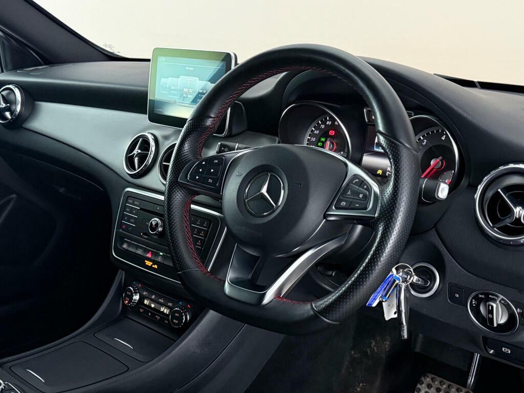 Mercedes-Benz GLA Class 2.1 Gla220d Amg Line 7G-dct 4Matic Euro 6 Ss Silver #3