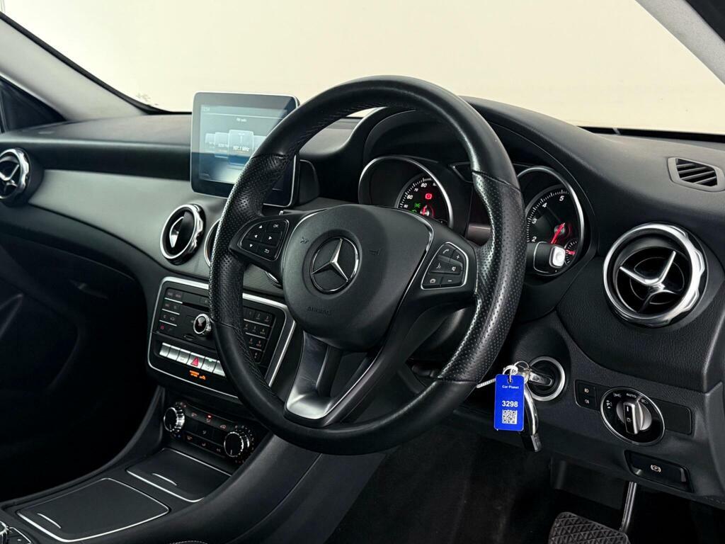Mercedes-Benz GLA Class 1.6 Gla180 Urban Edition 7G-dct Euro 6 Ss WX68YFJ Grey #3