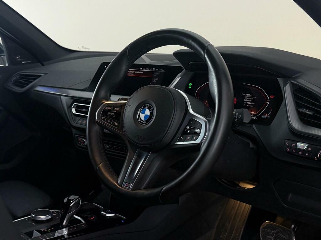 BMW 1 Series 1.5 118I M Sport Lcp Dct Euro 6 Ss YA21HBZ White #3