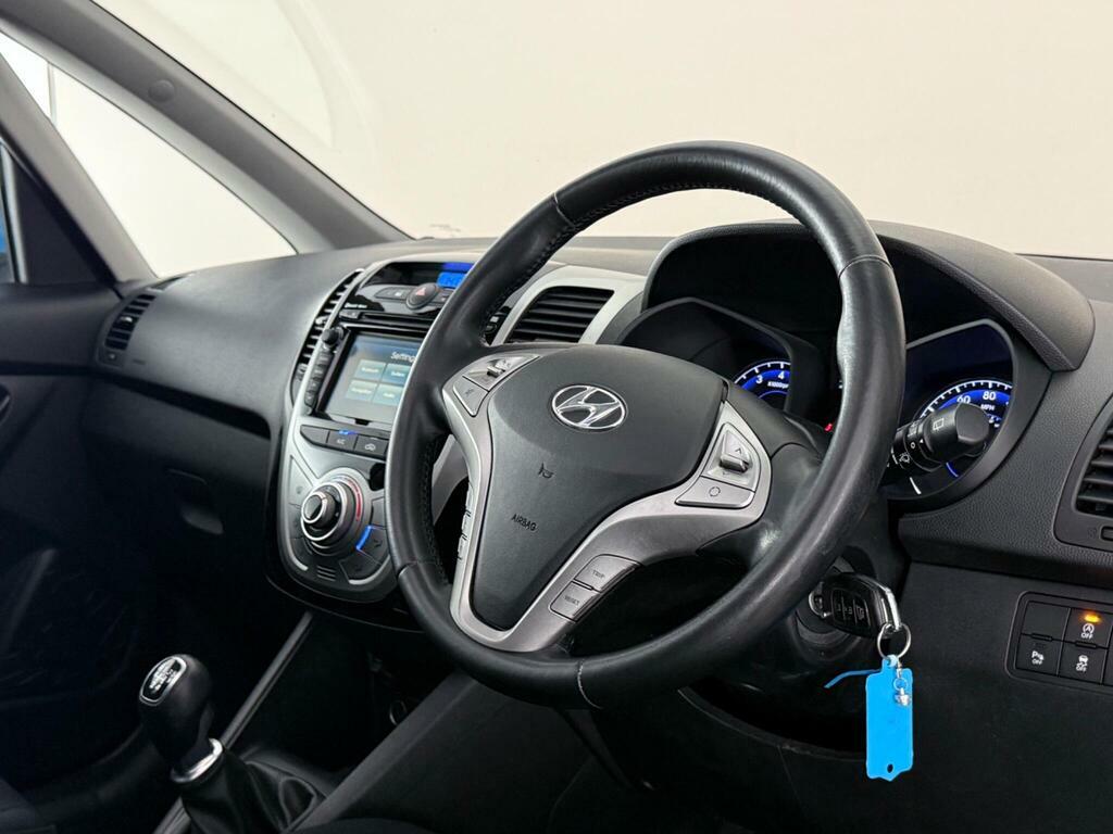 Hyundai Ix20 1.4 Blue Drive Premium Nav Euro 6 Ss Blue #3