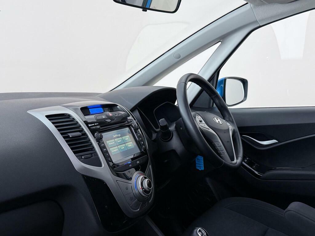 Hyundai Ix20 1.4 Blue Drive Premium Nav Euro 6 Ss Blue #4