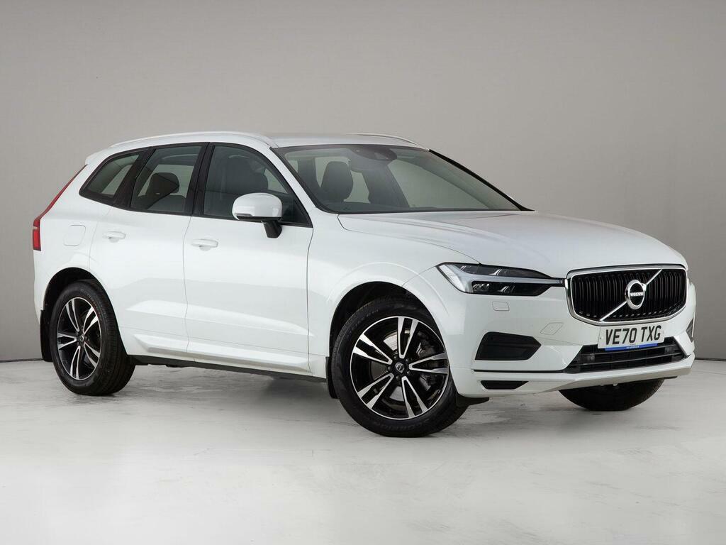 Volvo XC60 2.0 B5 Mhev Momentum Awd Euro 6 Ss White