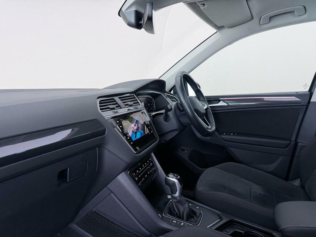Volkswagen Tiguan 1.5 Tsi Elegance Dsg Euro 6 Ss Grey #4