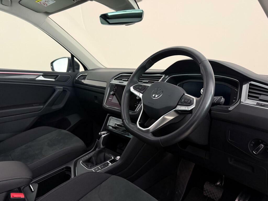 Volkswagen Tiguan 1.5 Tsi Elegance Dsg Euro 6 Ss Grey #3
