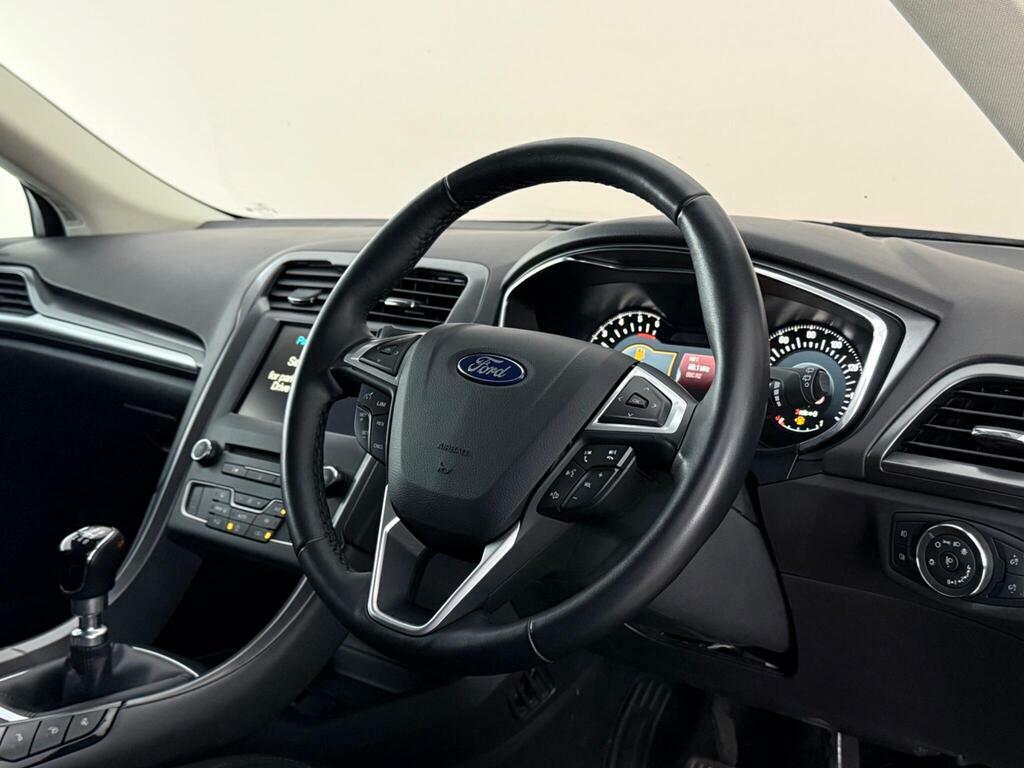 Ford Mondeo 2.0 Tdci Titanium Euro 6 Ss White #3