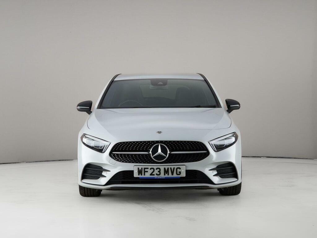Mercedes-Benz A Class 1.3 A200 Amg Line Premium 7G-dct Euro 6 Ss WF23MVG White #4