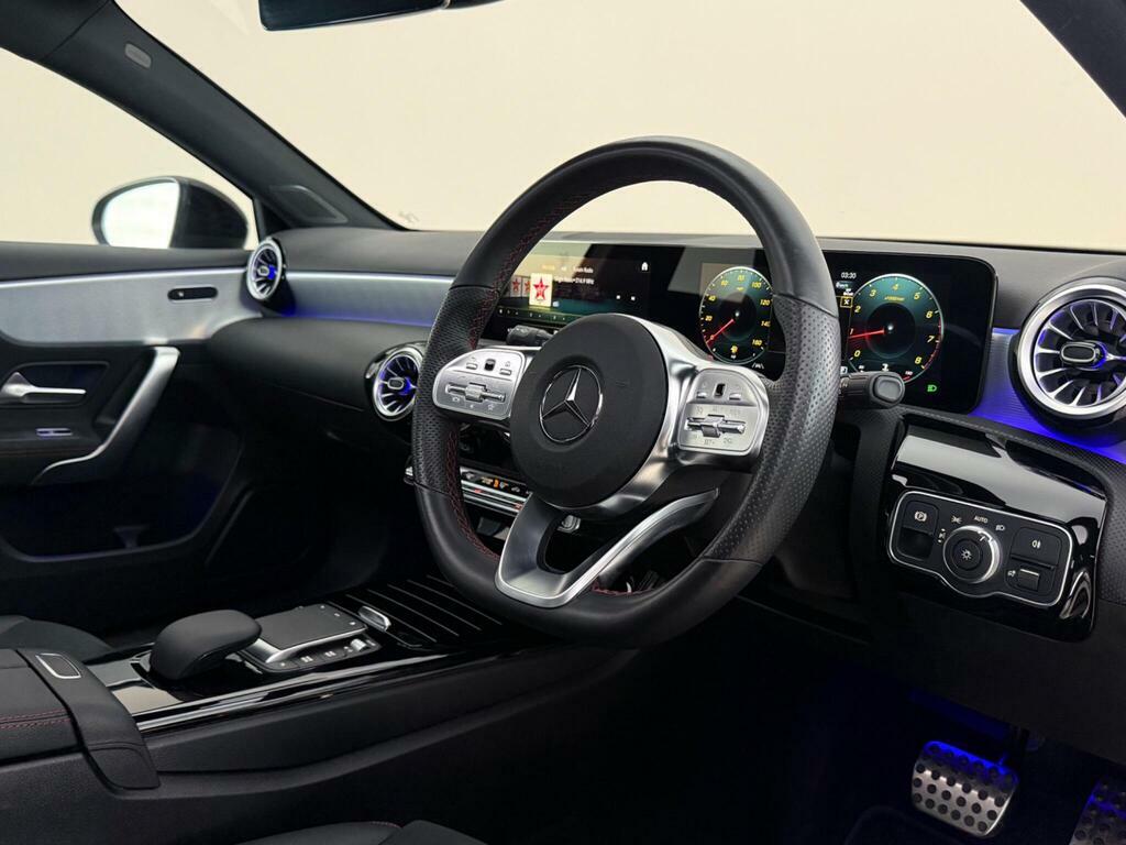 Mercedes-Benz A Class 1.3 A180 Amg Line Night Edition Premium Plus 7G- AV72ZRL White #3