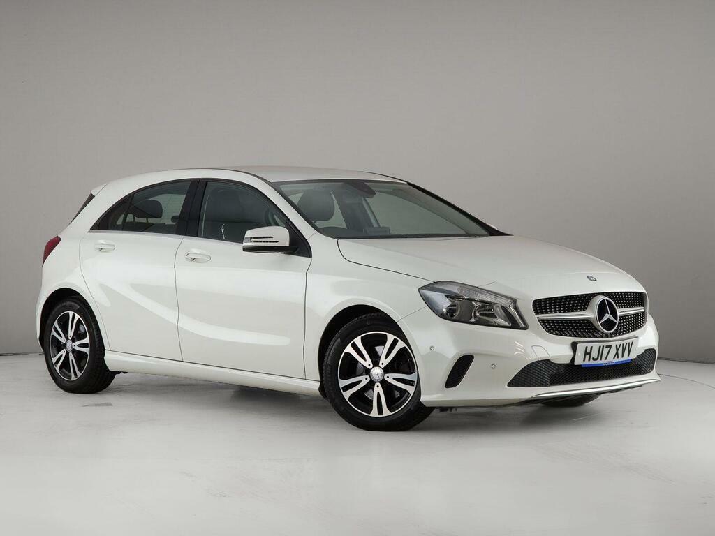 Mercedes-Benz A Class 1.6 A160 Se Executive Euro 6 Ss HJ17XVV White
