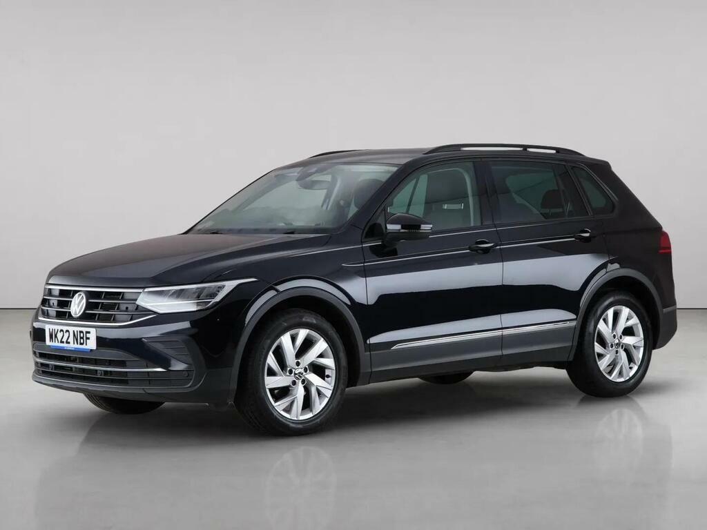 Volkswagen Tiguan 1.5 Tsi Life Dsg Euro 6 Ss WK22NBF Black #2