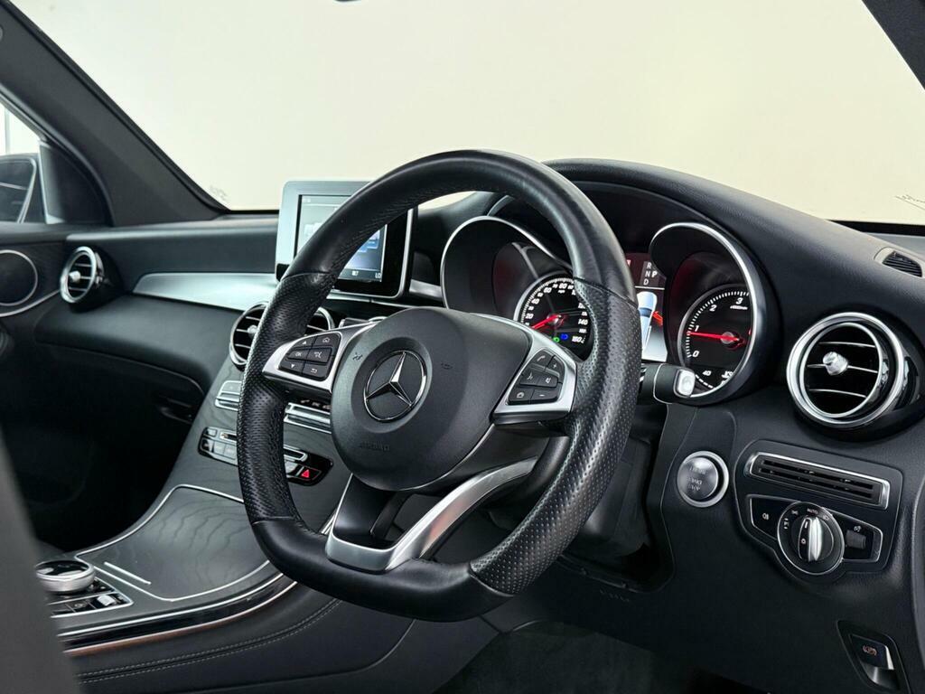 Mercedes-Benz GLC Class 2.1 Glc250d Amg Night Edition G-tronic 4Matic Eur LB19BPZ White #3
