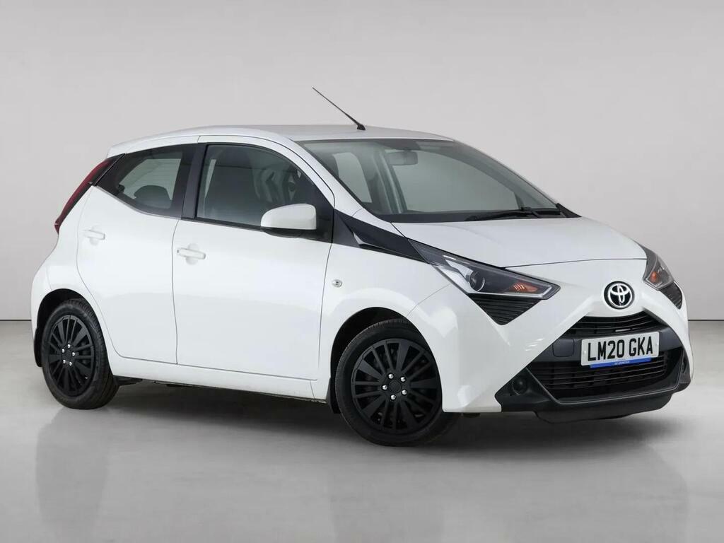 Toyota Aygo 1.0 Vvt-i X-play Euro 6 White