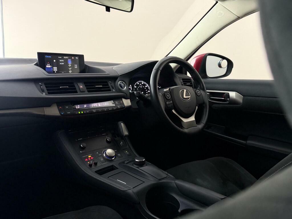Lexus CT 1.8 200H Advance Cvt Euro 6 Ss Red #4