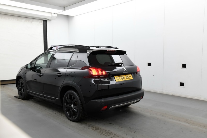 Peugeot 2008 Puretech S S Gt Black #5