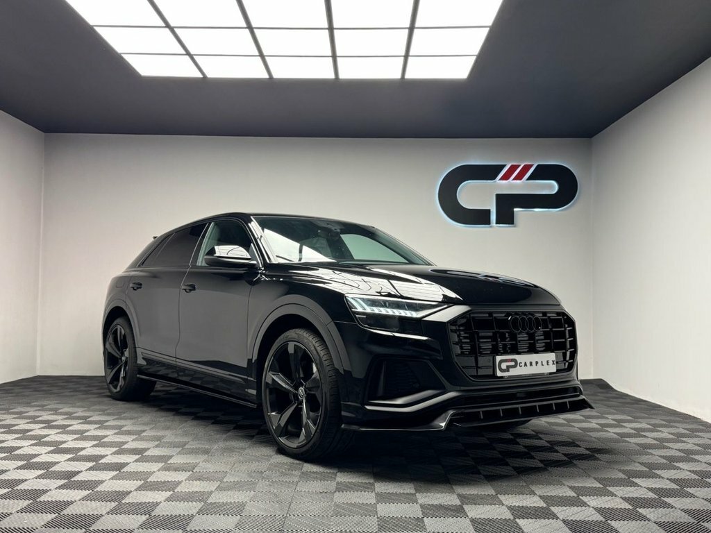 Audi Q8 3L S Line YD21KWX Black #4