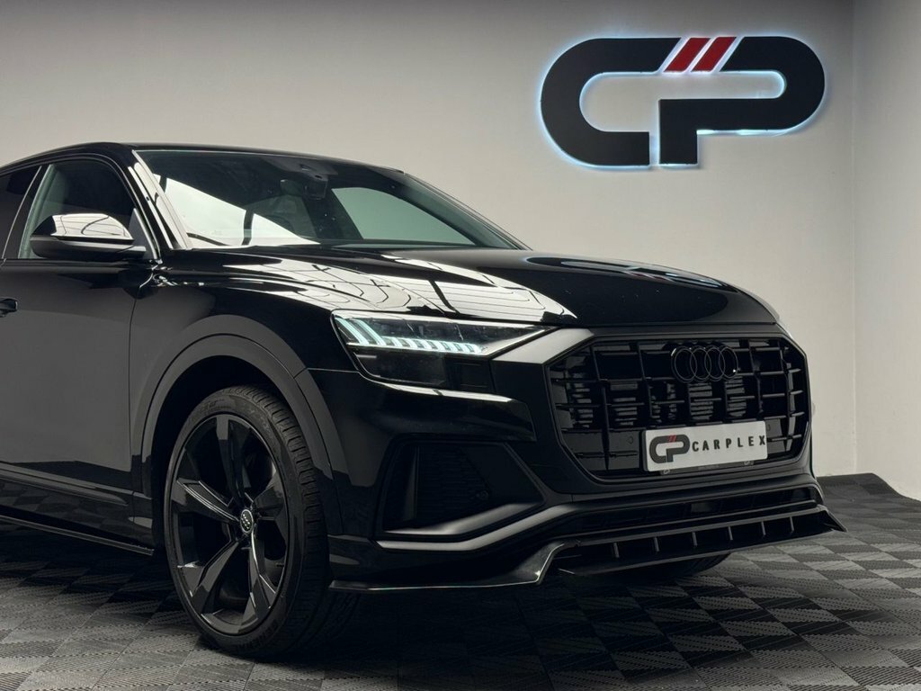 Audi Q8 3L S Line YD21KWX Black #5