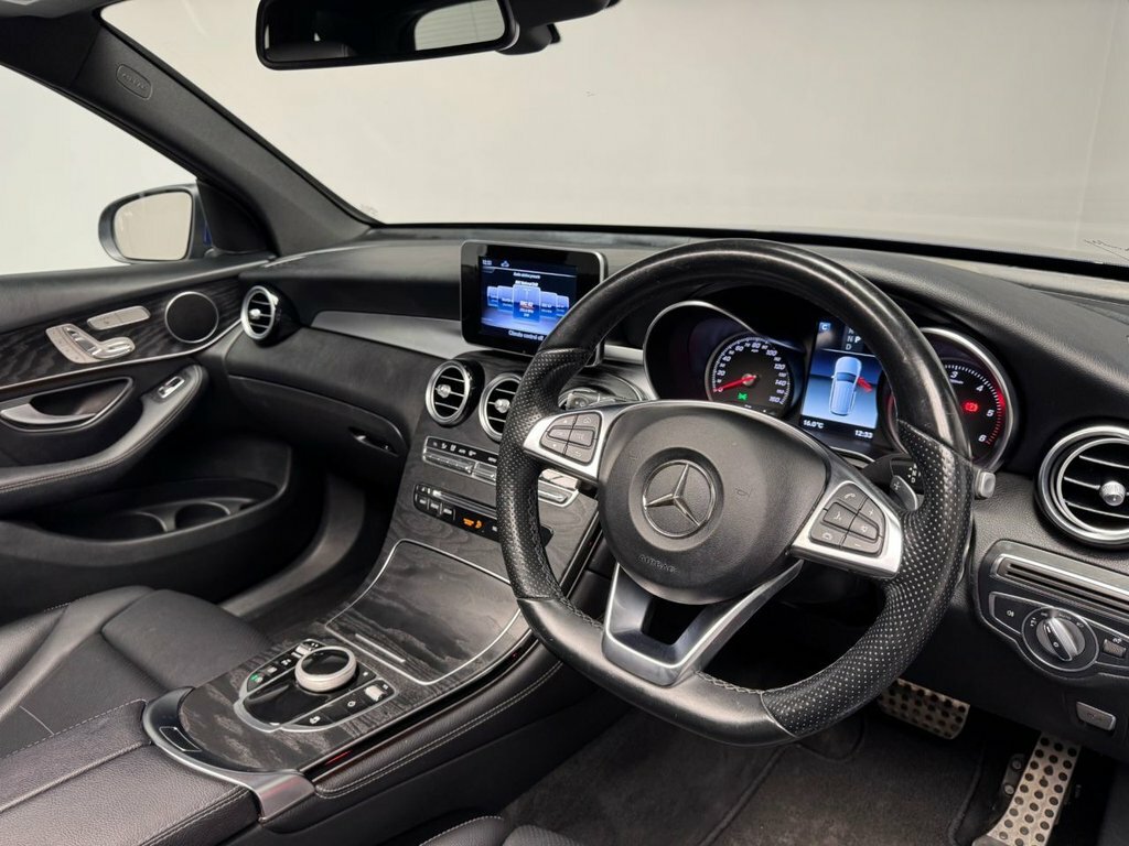 Mercedes-Benz GLC Class 2.1L Amg Line VU67UPR Blue #3