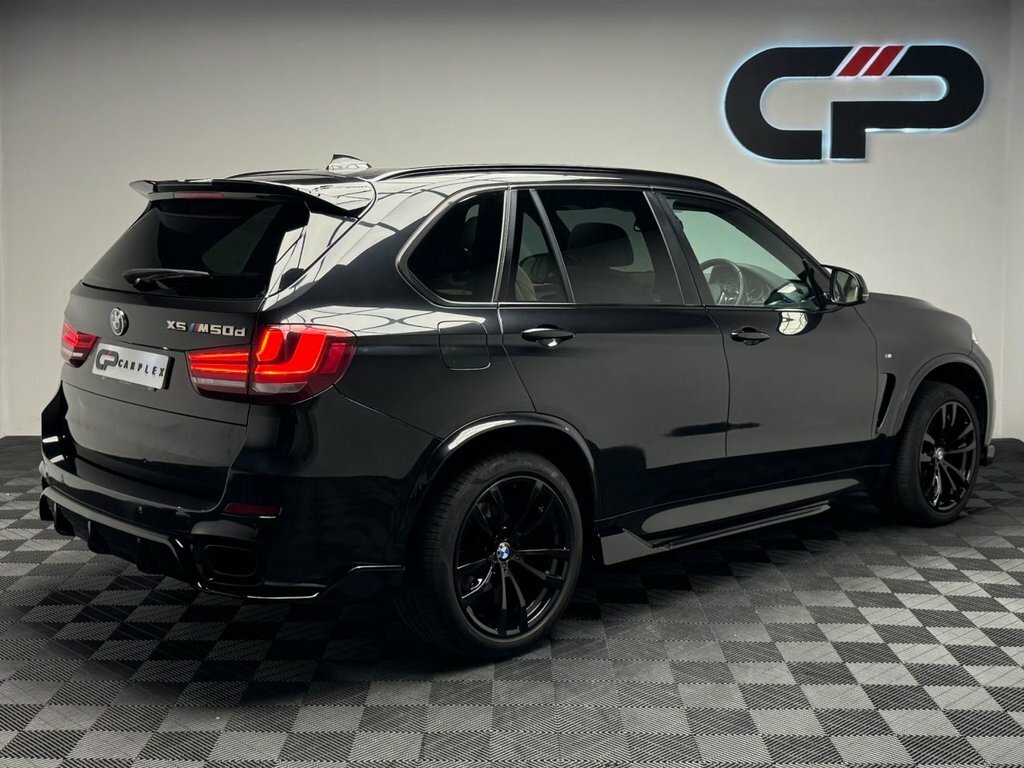 BMW X5 3L M Sport Black #2