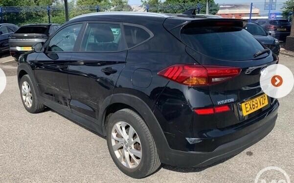 Hyundai Tucson 1.6 Gdi Se Nav Euro 6 Ss EX69VZP Black #2